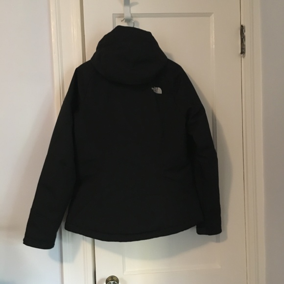 North Face Insulated Waterproof Jacket, NWOT (M) - Picture 2 of 8